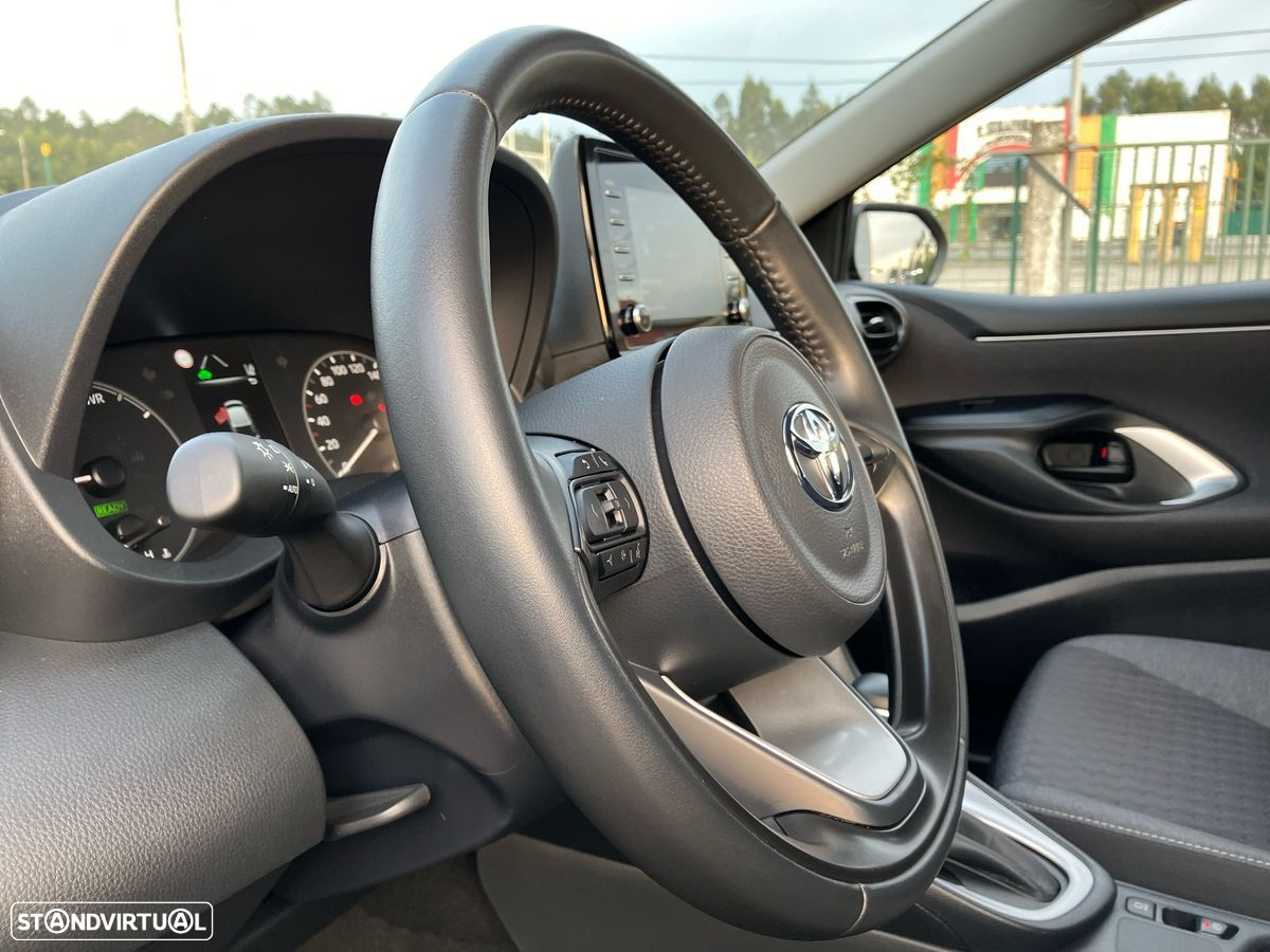 Toyota Yaris - 12