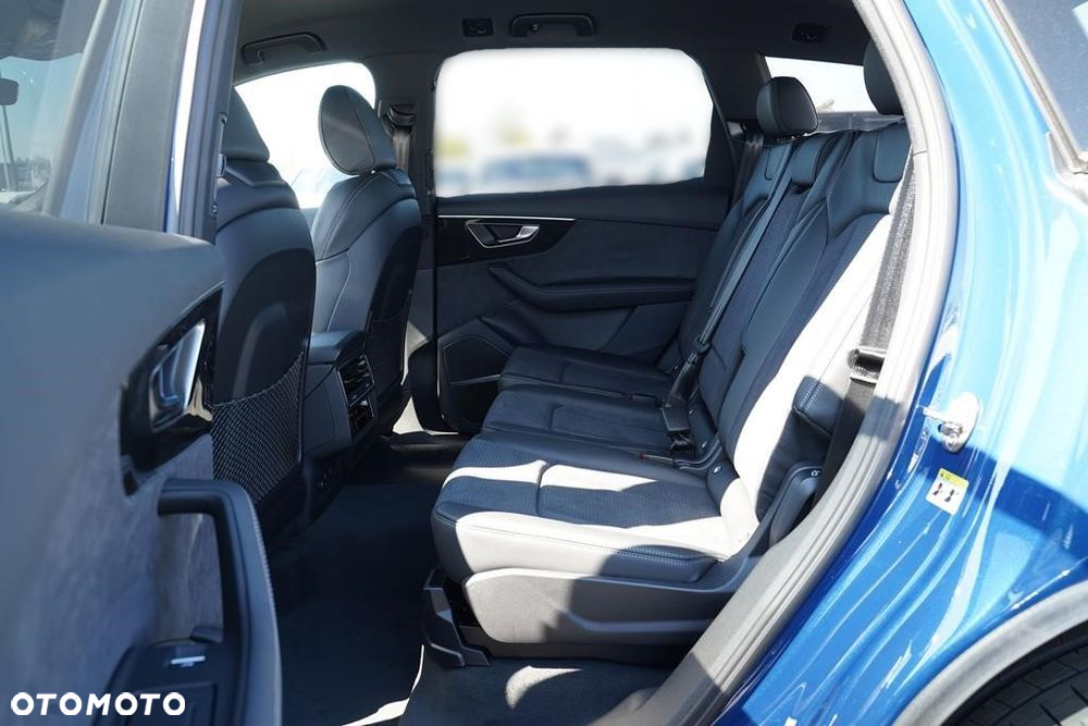 Audi Q7 50 TDI mHEV Quattro S Line Tiptr - 9