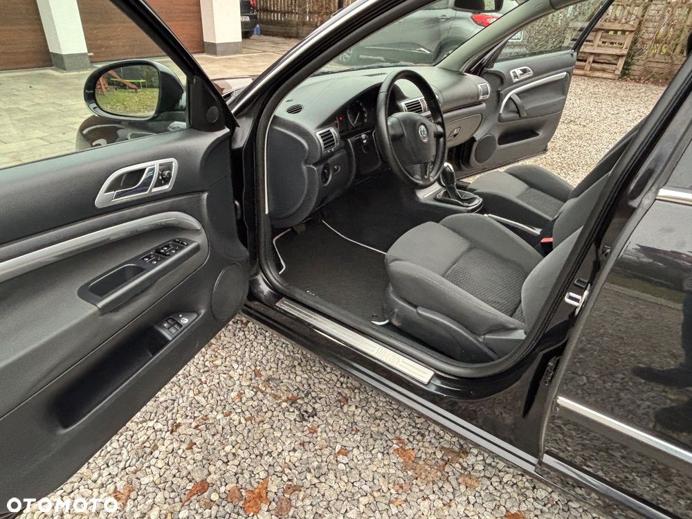 Skoda Superb 2.0 Comfort - 16