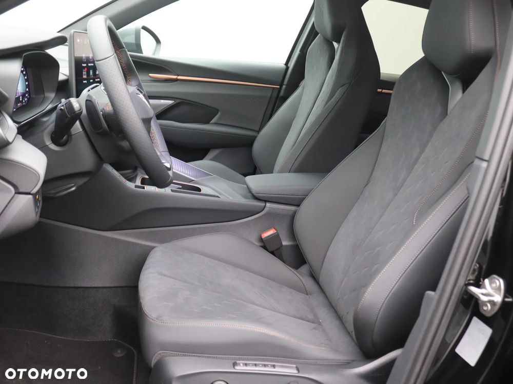 Cupra Terramar 1.5 e-Hybrid DSG VZ - 4