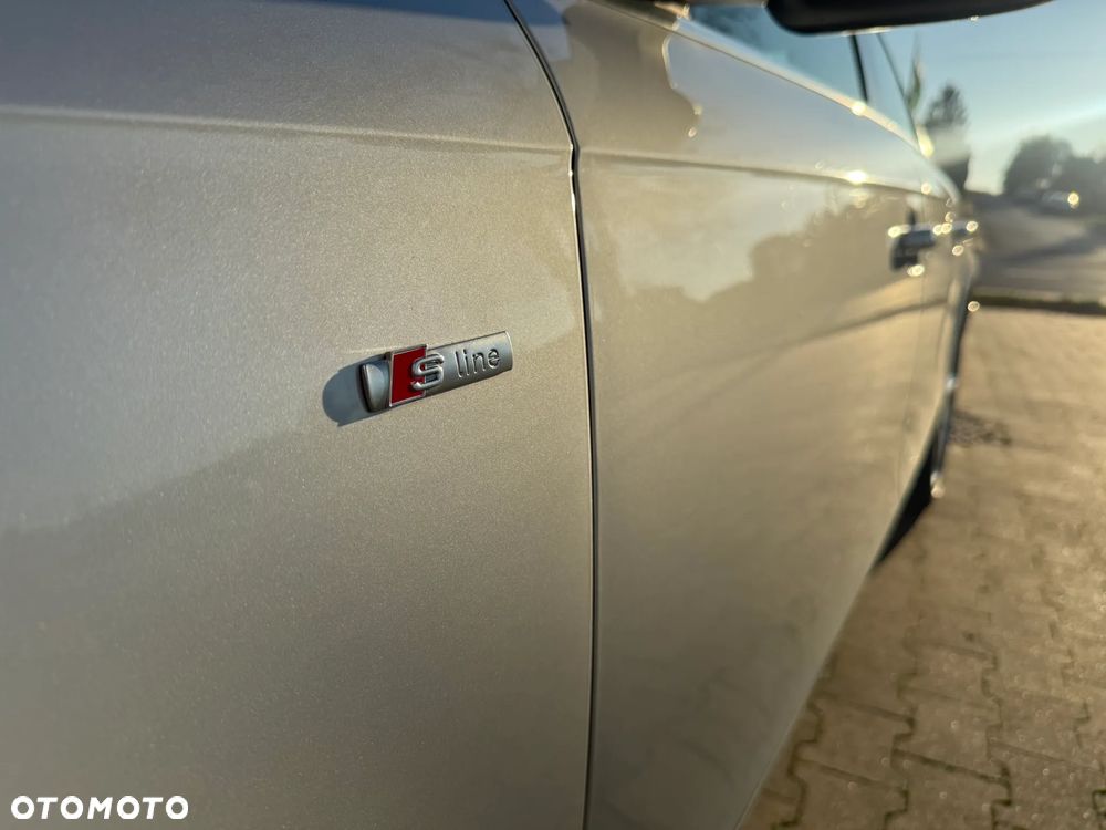 Audi A4 Limousine 1.8 TFSI S line Sportpaket (plus) - 32