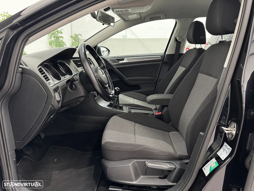 VW Golf Variant 1.6 TDi Confortline - 14