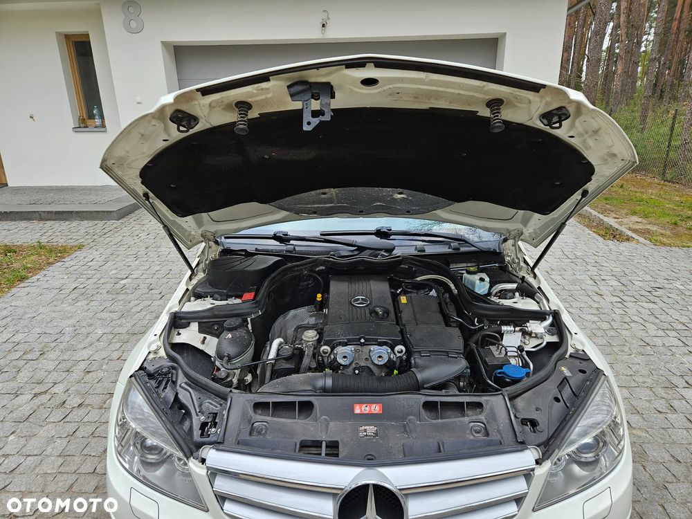 Mercedes-Benz Klasa C 200 Kompressor Elegance - 22