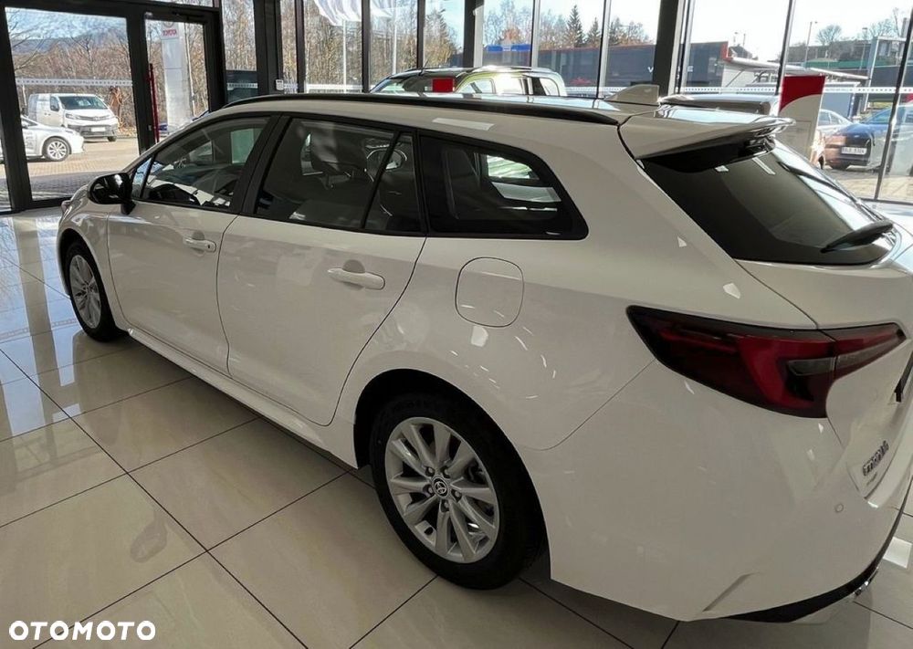 Toyota Corolla 1.8 Hybrid Comfort - 5