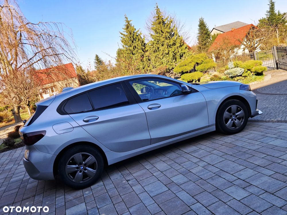 BMW Seria 1 116d Sport Line - 5