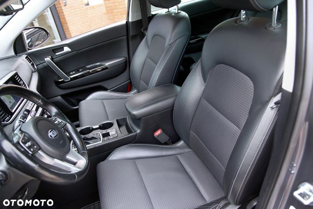 Kia Sportage - 16