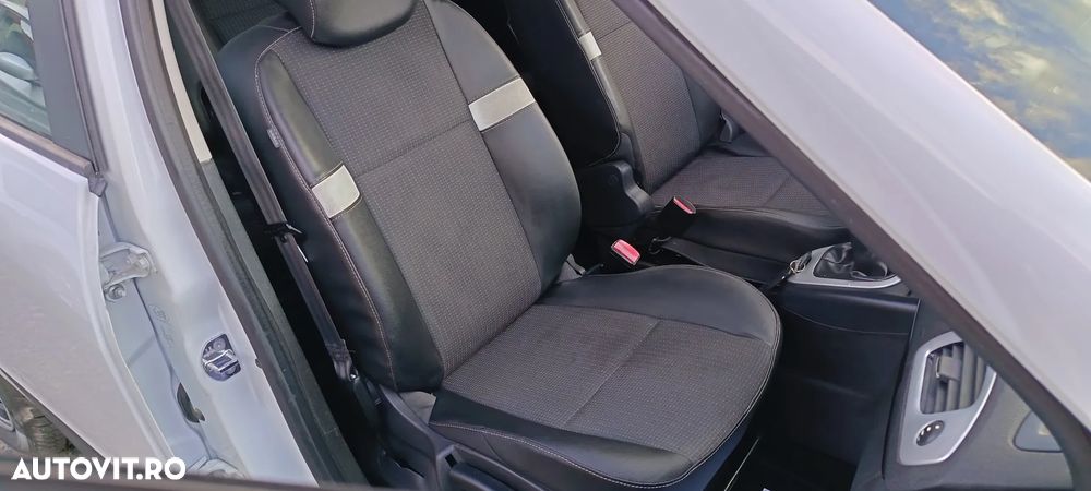 Renault Scenic - 29