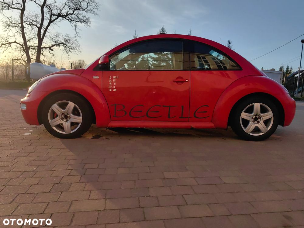 Volkswagen New Beetle - 8