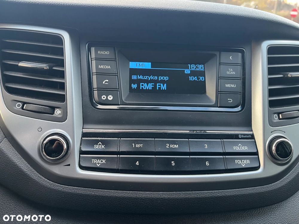 Hyundai Tucson 1.7 CRDI BlueDrive Comfort 2WD - 14