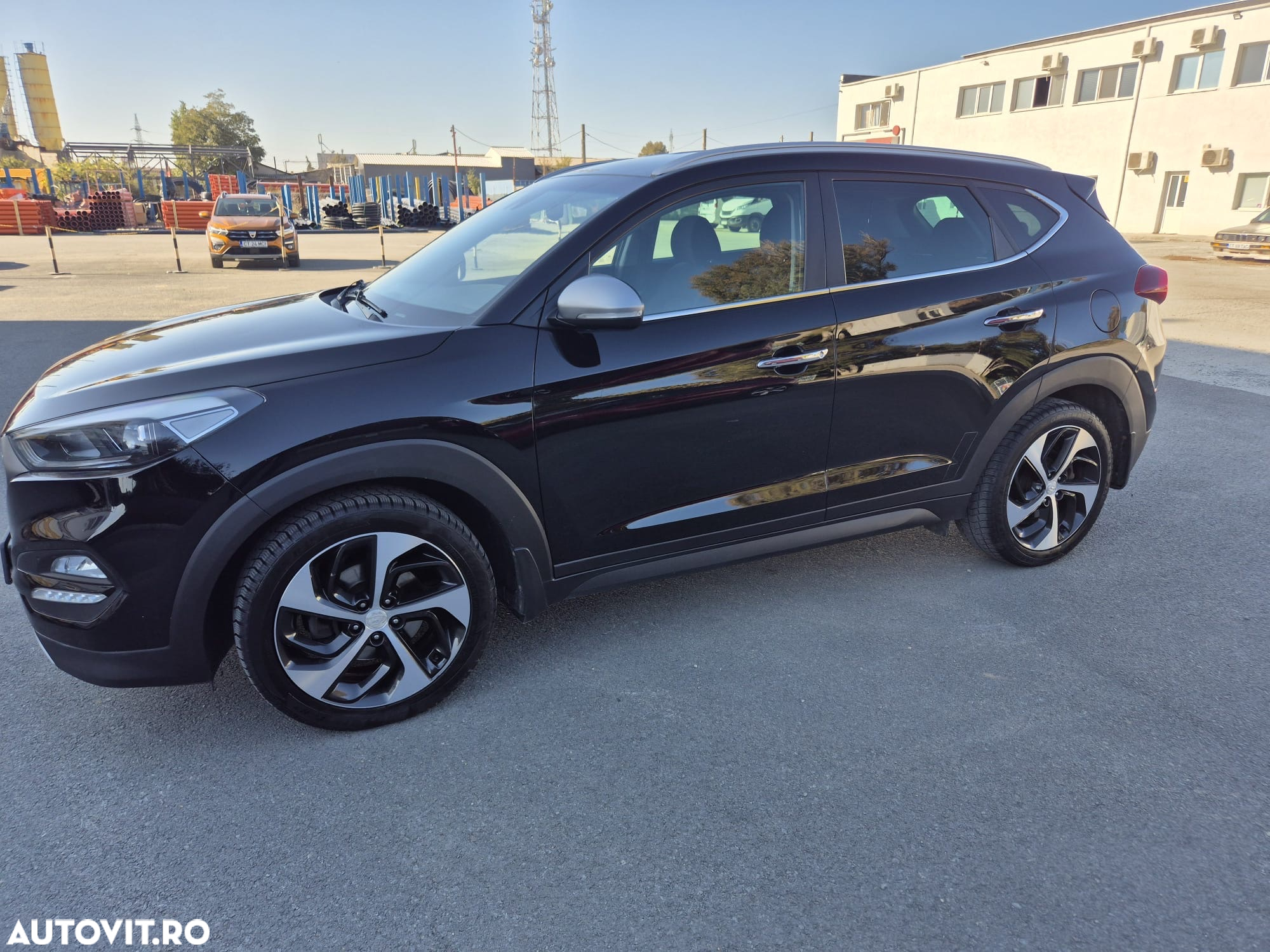 Hyundai Tucson 2.0 CRDI 4WD 6AT Premium+ - 3