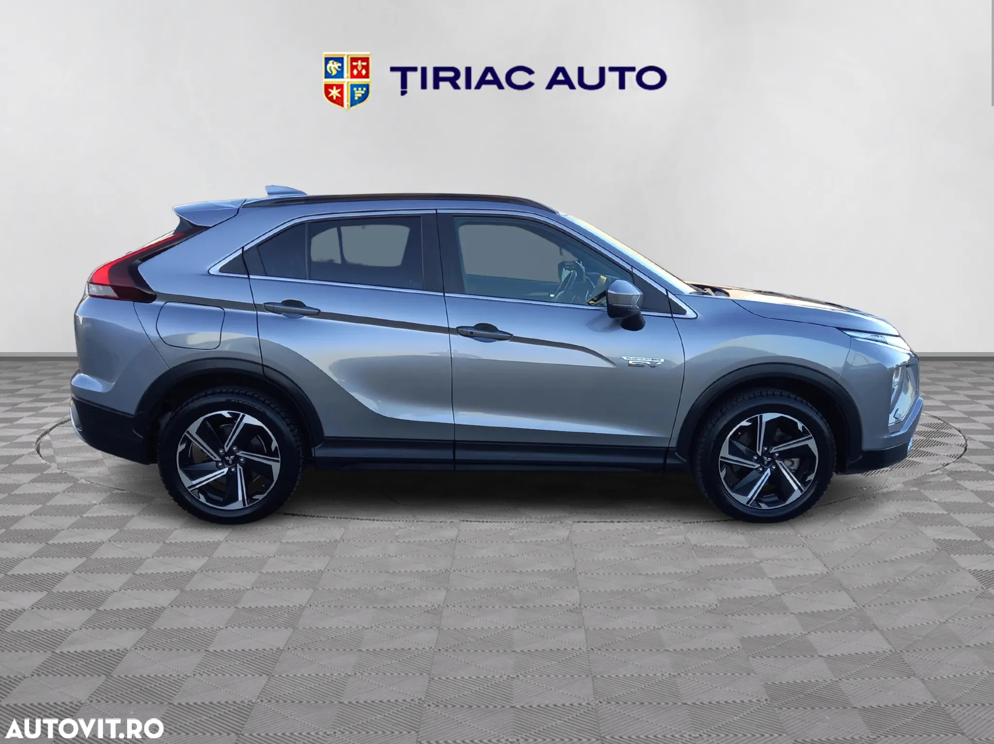 Mitsubishi Eclipse-Cross Plug-In Hybrid 4WD Plus - 7