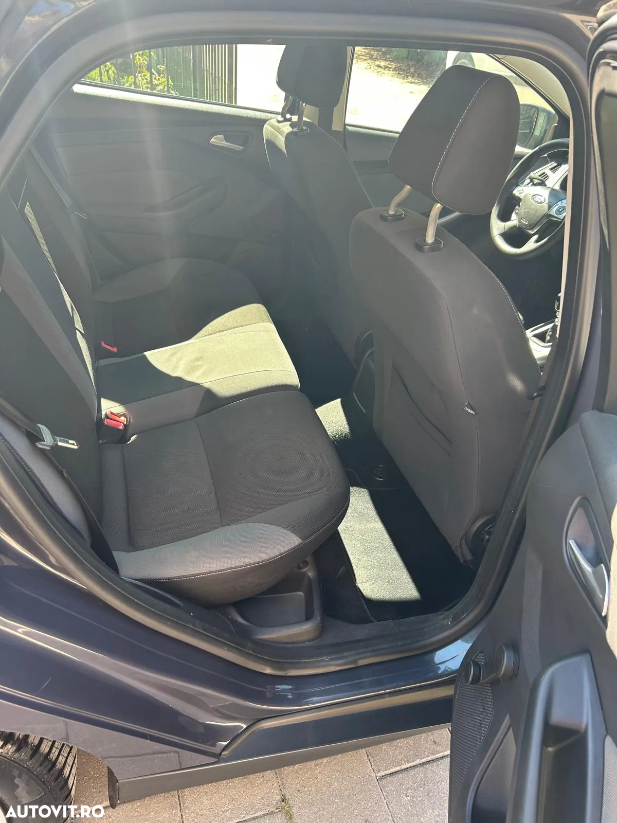 Ford Focus 1.6 TDCI DPF Trend - 8