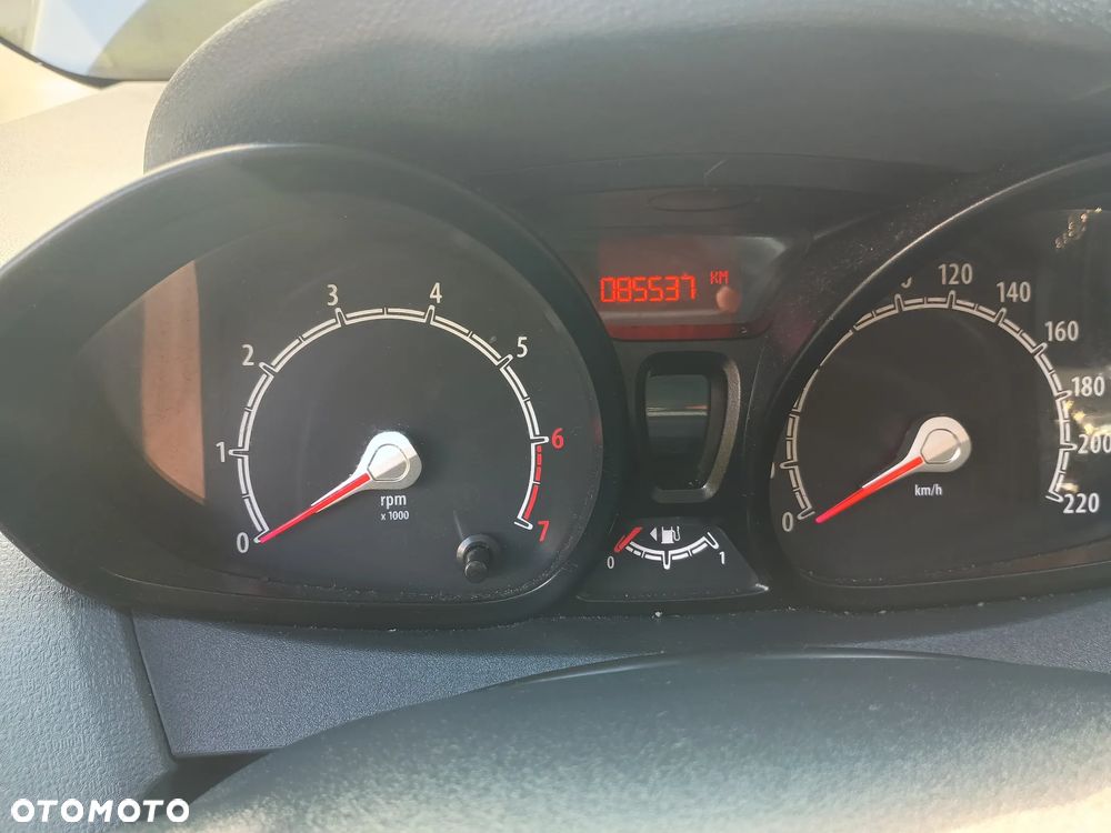 Ford Fiesta 1.25 Trend - 7