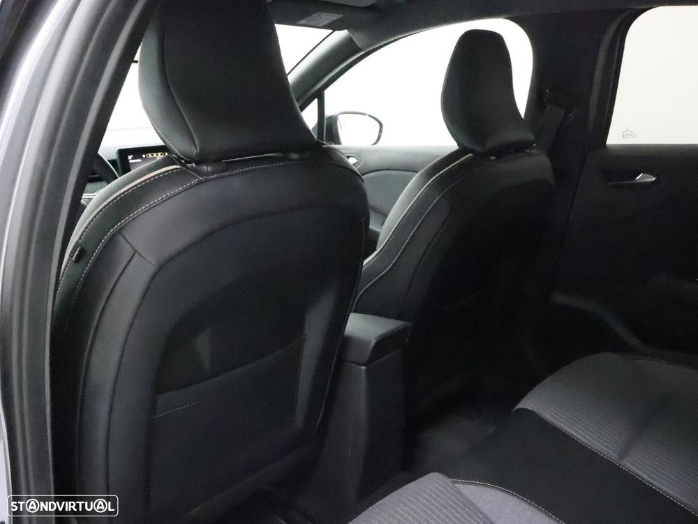 Renault Clio 1.0 TCe Techno - 30