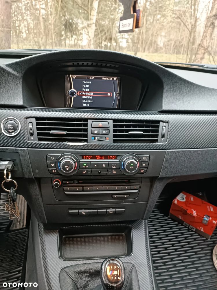 BMW Seria 3 318d - 16