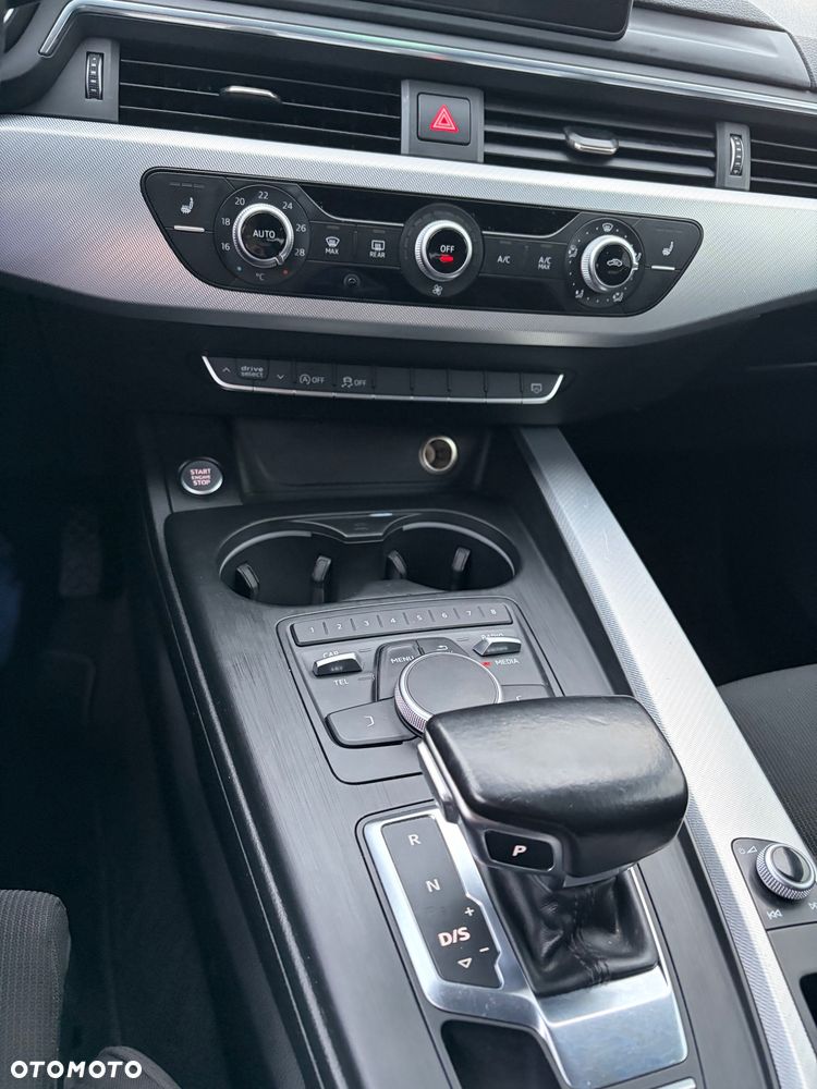 Audi A4 Avant 2.0 TDI S tronic - 35