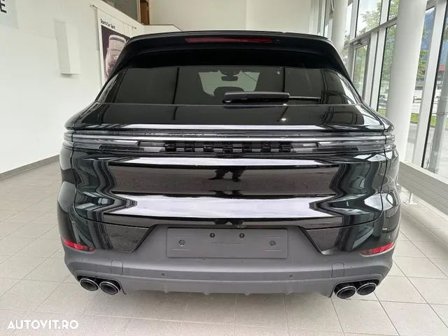 Porsche Cayenne Standard - 3