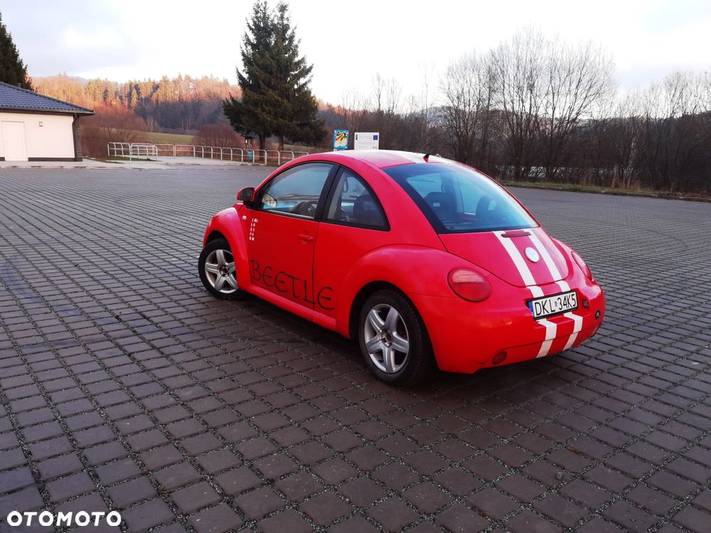 Volkswagen New Beetle - 24