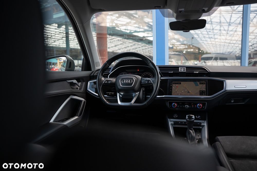 Audi Q3 35 TDI Quattro S tronic S line - 27