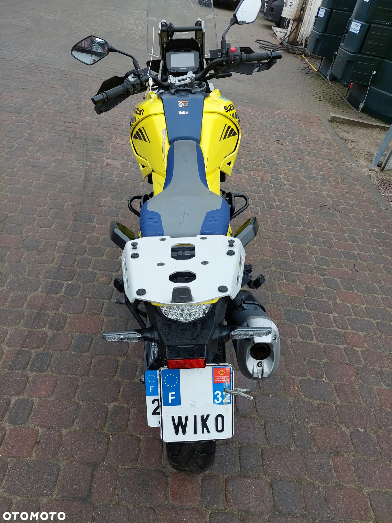 Suzuki DL - 4