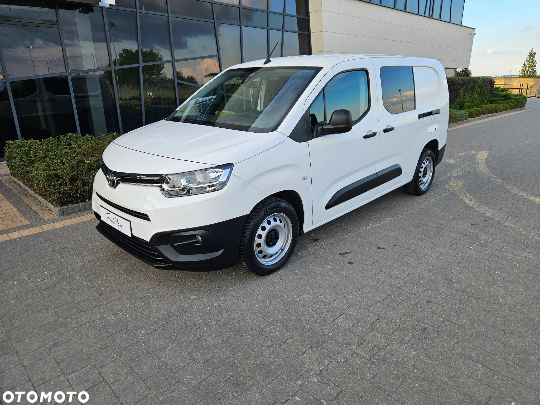 Toyota Proace City 1.5 D-4D Long 2,3t Active (bryg.) - 9