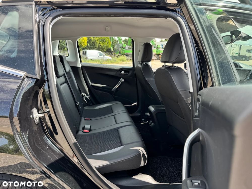 Peugeot 2008 1.2 Pure Tech GPF Allure S&S - 27