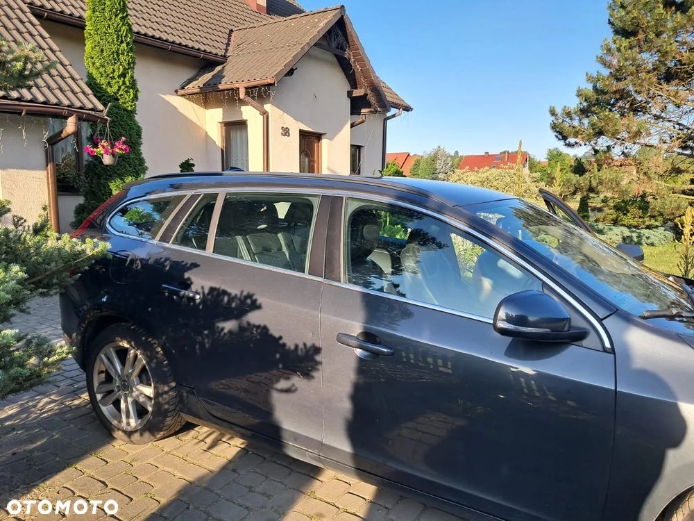 Volvo V60 D3 Momentum - 6