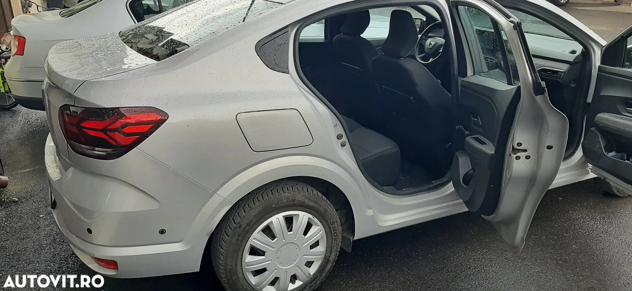 Dacia Logan TCe 90 MT6 Comfort - 17