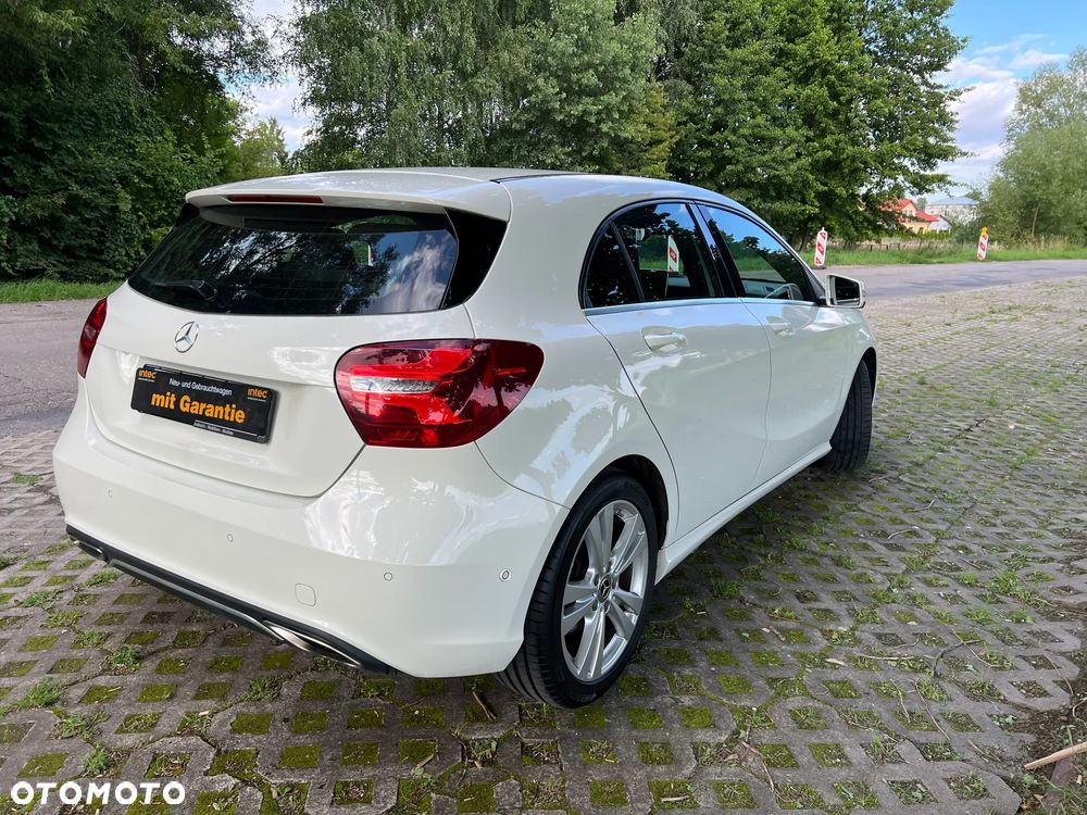 Mercedes-Benz Klasa A 200 7G-DCT Activity Edition - 4