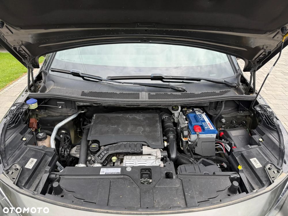 Peugeot 3008 PureTech 130 Stop & Start GPF Allure Business-Paket - 22