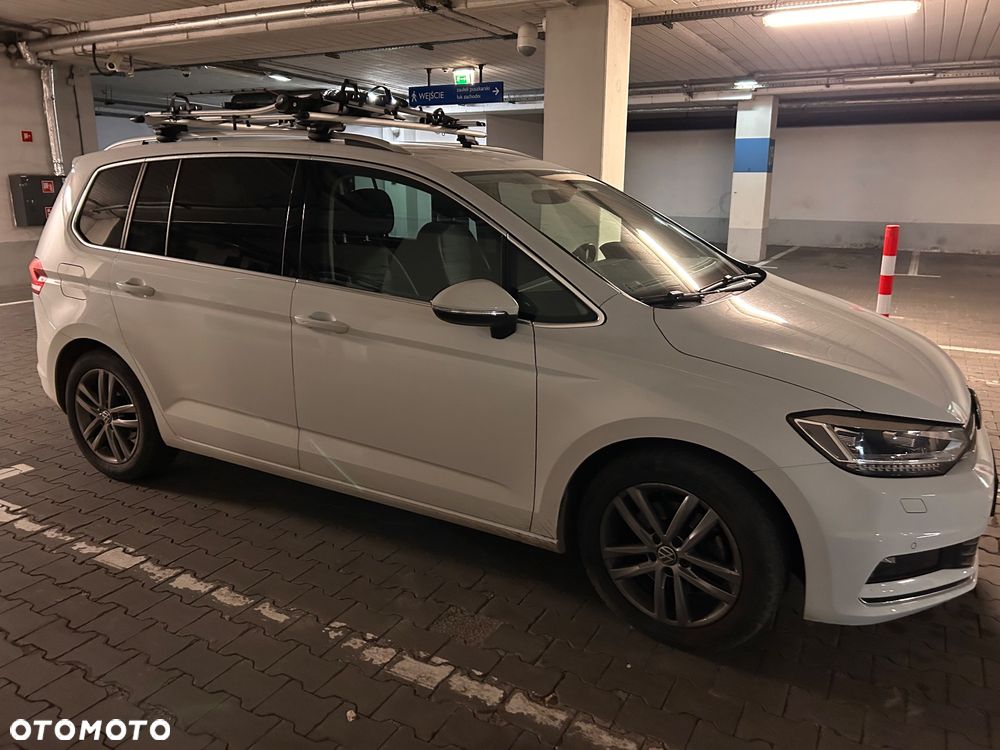 Volkswagen Touran 1.5 TSI EVO Highline - 9