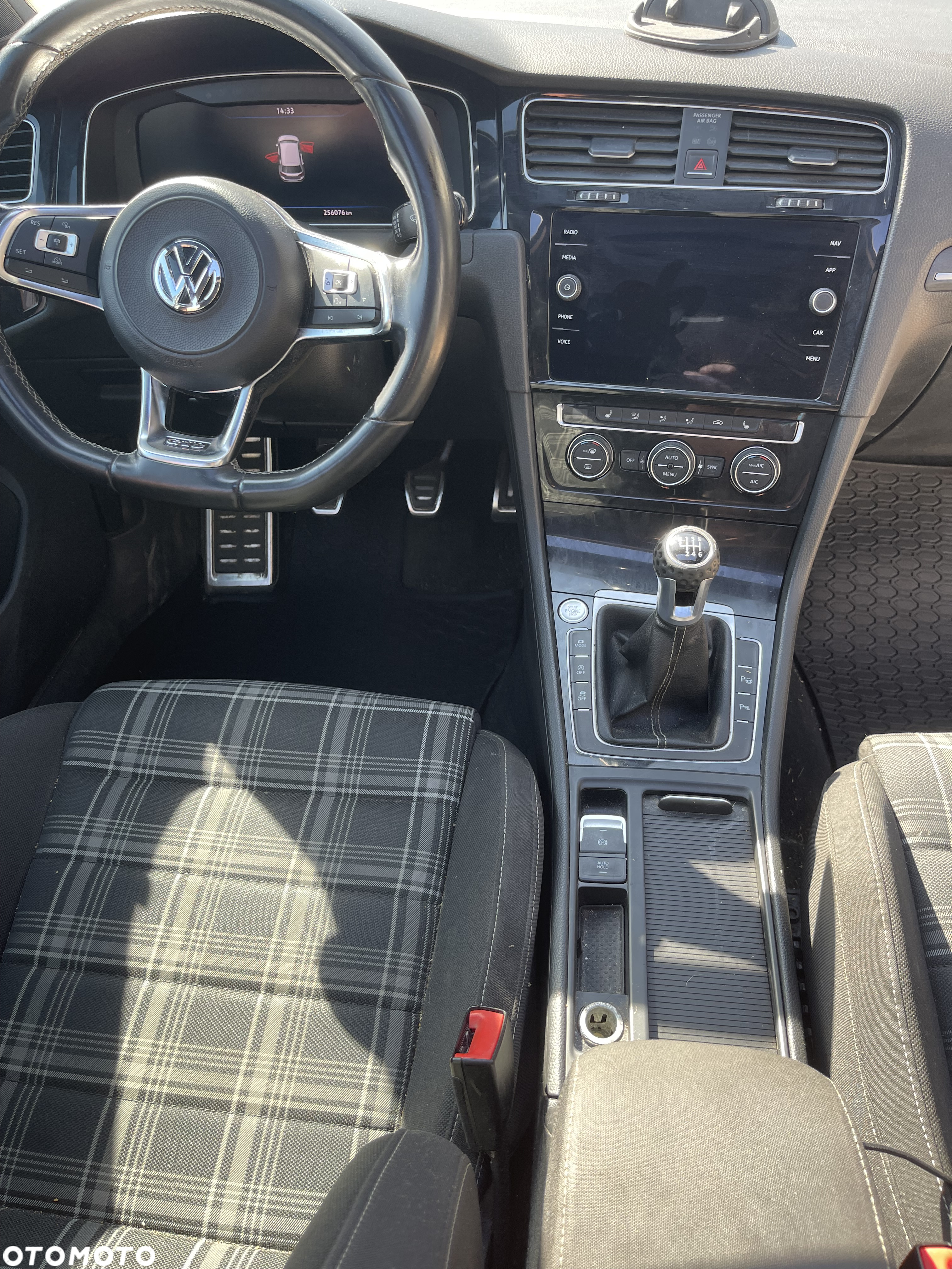 Volkswagen Golf GTD BlueMotion Technology - 11