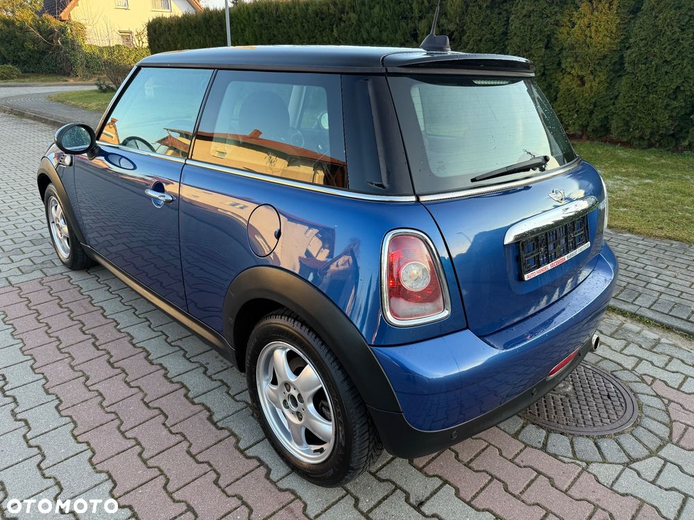 MINI Cooper 50 Mayfair - 8