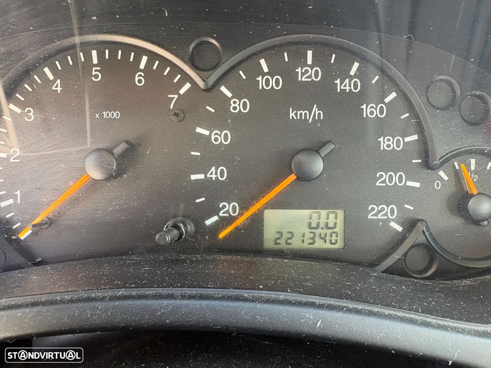 Ford Focus SW 1.4 Ambiente - 5