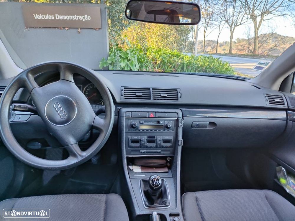 Audi A4 Avant 1.9 TDI m5 - 6