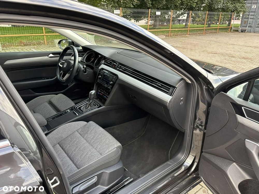 Volkswagen Passat 1.5 TSI EVO Business DSG - 16