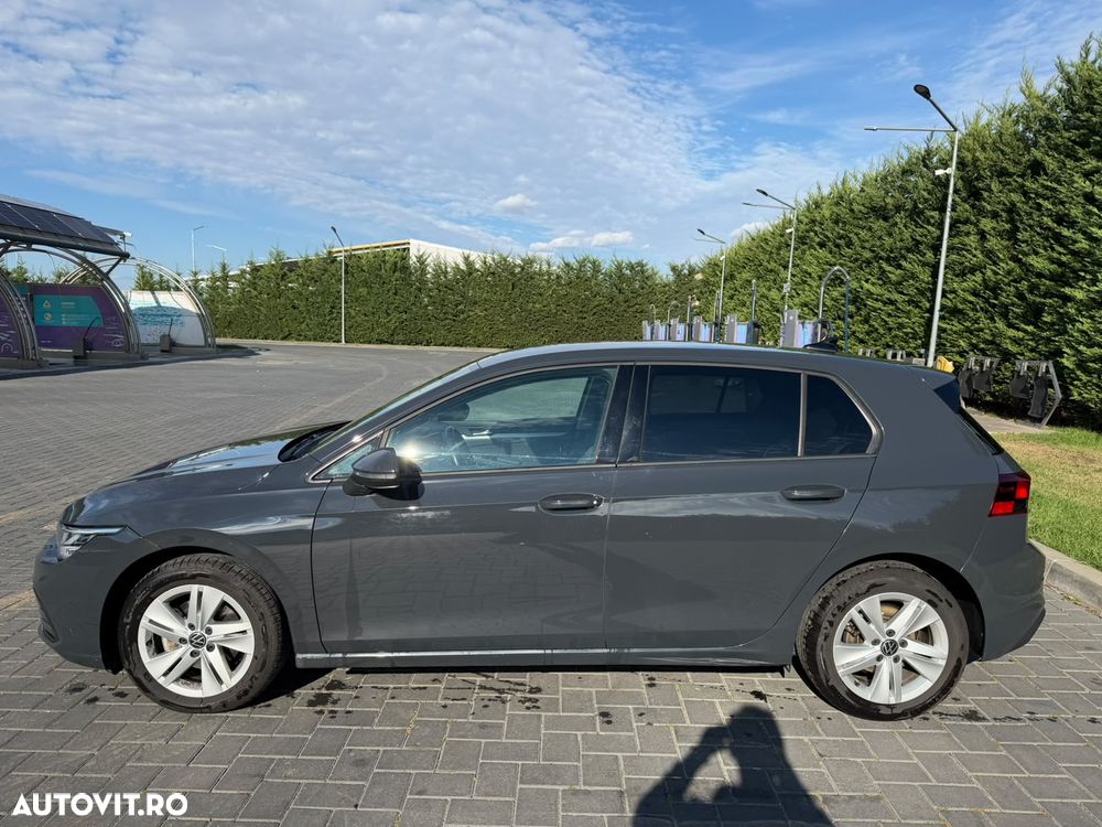 VOLKSWAGEN Golf 2022 — imagine 5