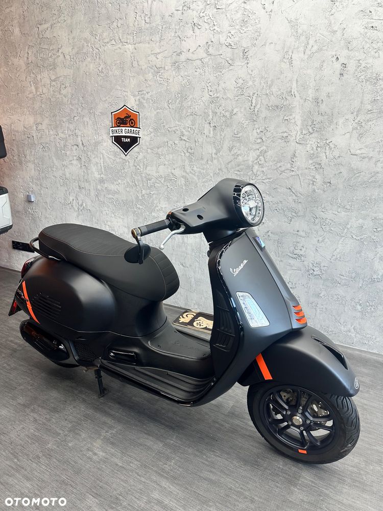 Vespa GTS - 2