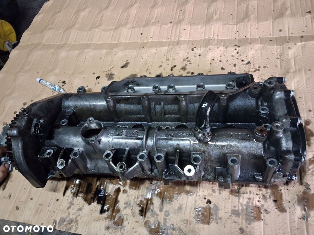 Pokrywa zaworów wałki Fiat Ducato III 2.3 JTD 504167975 - 3