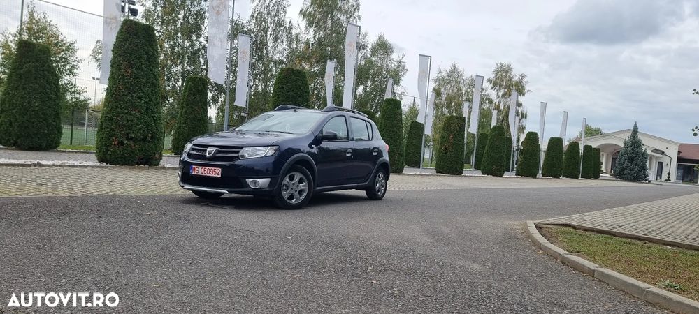 Dacia Sandero 1.2 16V 75 Laureate - 11