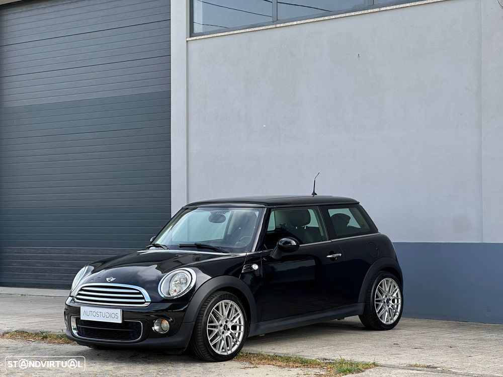 MINI 3 Portas One D - 16