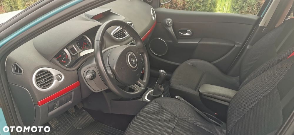 Renault Clio 1.2 16V Ripcurl - 8