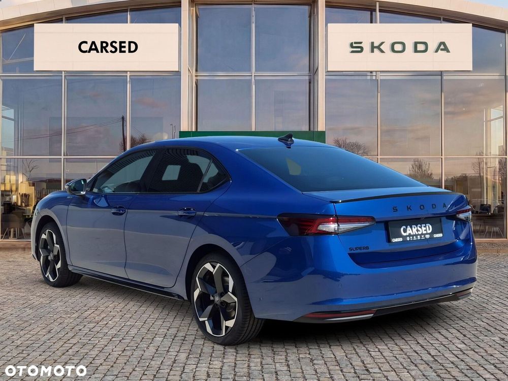 Skoda Superb 2.0 TSI Sportline DSG - 5