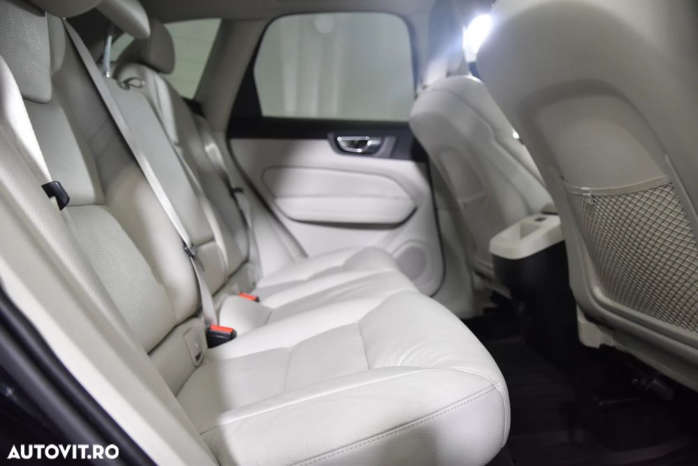 Volvo XC 60 - 13
