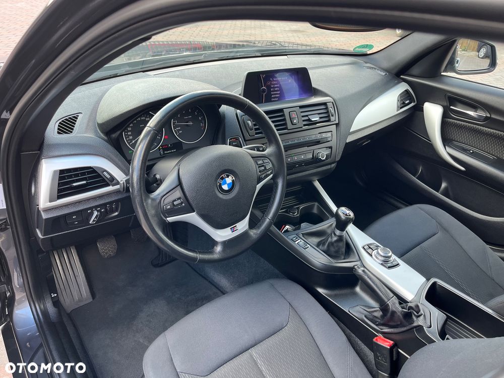 BMW Seria 1 116i Sport Line - 26