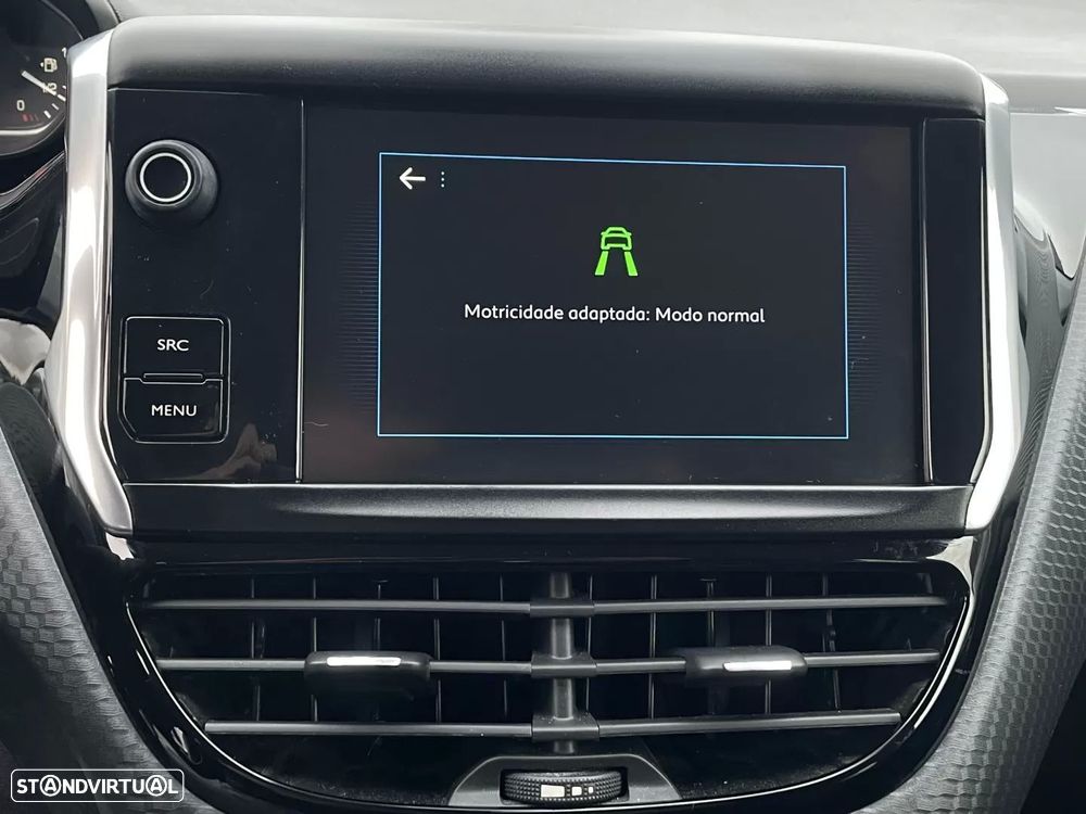 Peugeot 2008 1.2 PureTech GT Line - 40