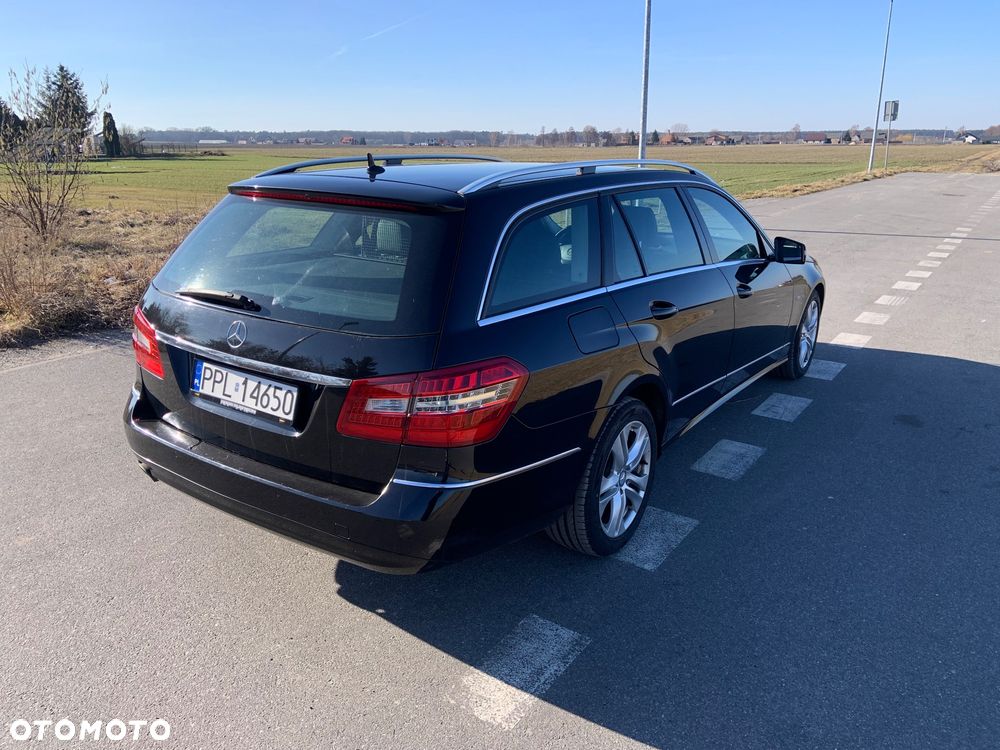 Mercedes-Benz Klasa E 200 CGI BlueEffICIENCY - 7