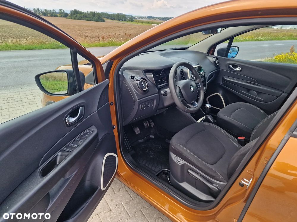 Renault Captur (ENERGY) TCe 90 LIFE - 16