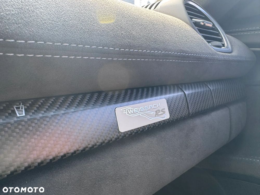 Porsche 718 Spyder - 17