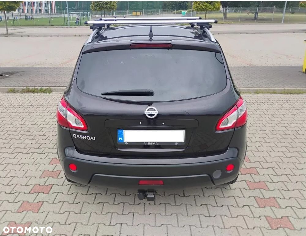 Nissan Qashqai - 2
